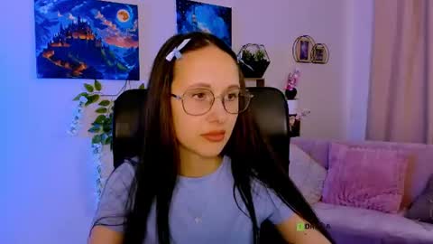 Snapshot of mona_cloud chatting on July 11, 2026, 8:39 am Mona online show from July 11, 2026, 8:39 am