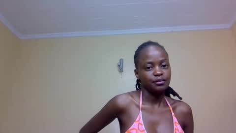 Snapshot of mona_luv1 chatting on October 11, 2025, 1:16 am Mona online show from October 11, 2025, 1:16 am