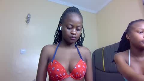 Snapshot of mona_luv1 chatting on October 21, 2025, 8:53 pm Mona online show from October 21, 2025, 8:53 pm
