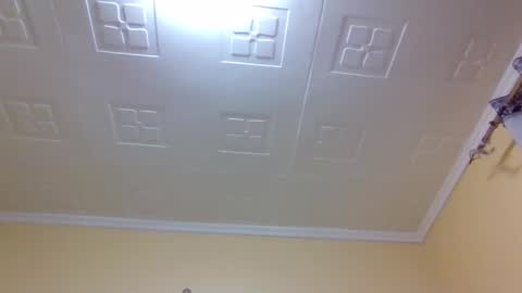 Snapshot of mona_luv1 chatting on October 30, 2025, 12:45 am Mona online show from October 30, 2025, 12:45 am