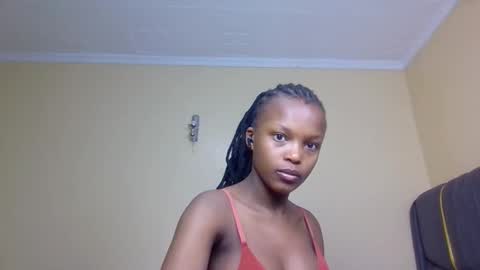 Snapshot of mona_luv1 chatting on November 9, 2025, 1:59 am Mona online show from November 9, 2025, 1:59 am