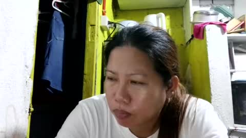 Snapshot of mona_sky chatting on July 29, 2026, 9:35 pm mona_sky online show from July 29, 2026, 9:35 pm