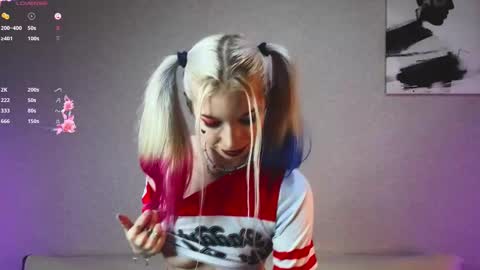 Mona online show from February 12, 2025, 11:20 pm