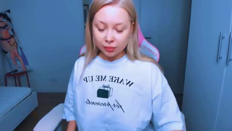   online show from December 5, 2024, 9:50 am