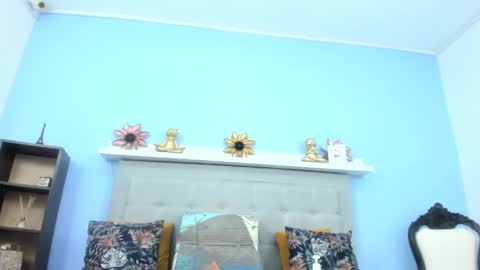 Snapshot of monalinda220 chatting on October 28, 2025, 2:31 pm paola online show from October 28, 2025, 2:31 pm