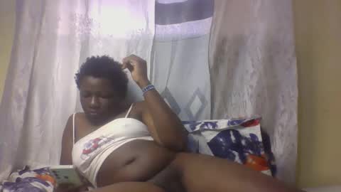 monalisaah online show from September 17, 2025, 1:35 pm