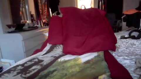 Mondi82 online show from December 15, 2024, 10:26 pm