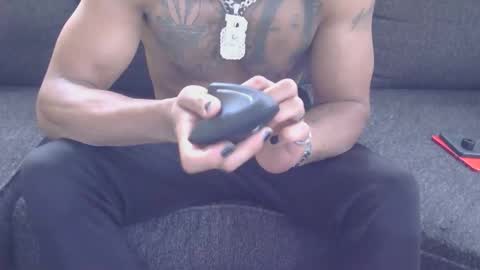 Snapshot of moneymanboy chatting on March 2, 2026, 4:58 pm 11nchmonster online show from March 2, 2026, 4:58 pm