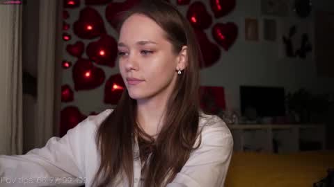 Monia Help me get 20000 subscribers online show from March 6, 2025, 4:17 pm