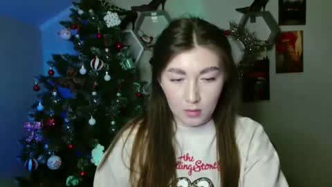 Snapshot of monica_sweets chatting on November 13, 2025, 12:15 pm sweet girl and shine body online show from November 13, 2025, 12:15 pm