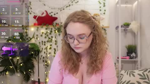 monicaasis online show from September 25, 2025, 5:27 pm