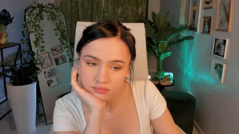 monica online show from April 4, 2026, 11:46 pm