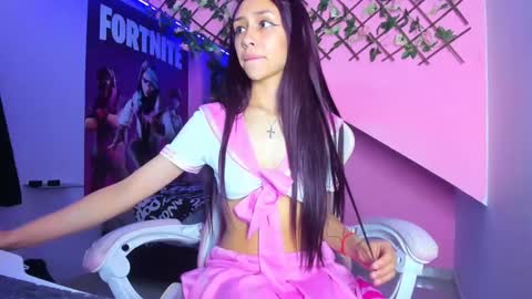 monicahotsex303av online show from December 11, 2024, 4:20 pm