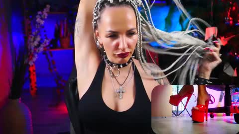 Monika online show from January 8, 2025, 3:07 pm