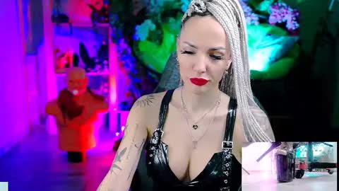 Monika online show from December 14, 2025, 10:42 am