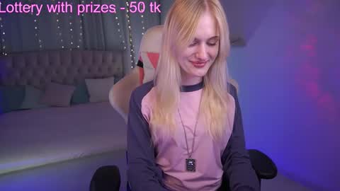  Monica  online show from September 26, 2025, 6:17 am