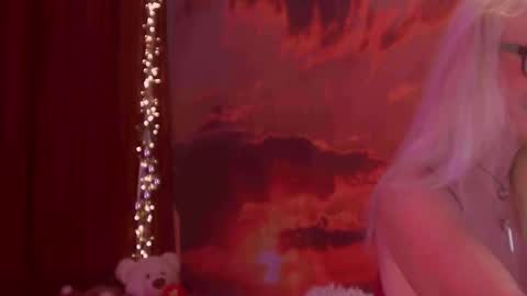 Monika    online show from January 16, 2026, 2:37 am