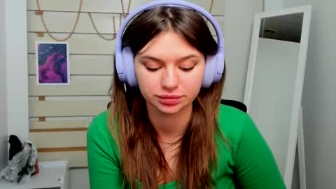 Monika online show from February 10, 2025, 4:47 pm