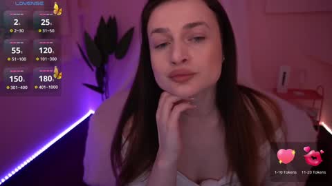 Monica online show from February 1, 2025, 3:18 pm