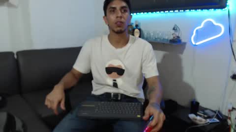 simon dice online show from February 22, 2025, 9:34 am