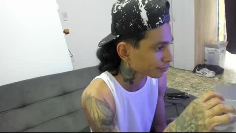 Snapshot of monkeyd_66 chatting on December 11, 2024, 4:53 pm monkeyd_66 online show from December 11, 2024, 4:53 pm