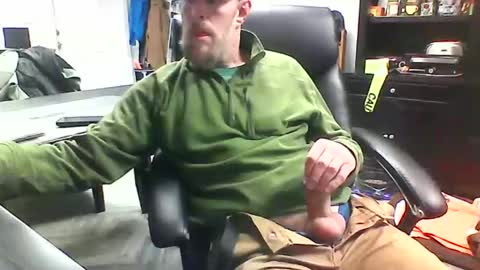 Snapshot of monkeypants0 chatting on December 16, 2025, 5:07 pm monkeypants0 online show from December 16, 2025, 5:07 pm