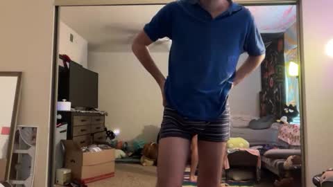 MonMon online show from June 3, 2026, 7:41 pm