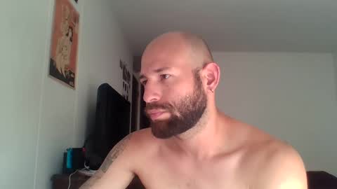 monomarika online show from February 5, 2025, 6:26 pm