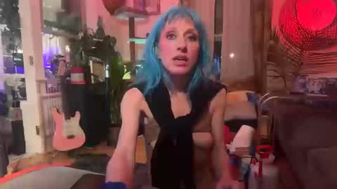 Monosyllable online show from October 10, 2025, 6:01 am