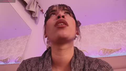 Adriana online show from October 27, 2025, 1:04 pm