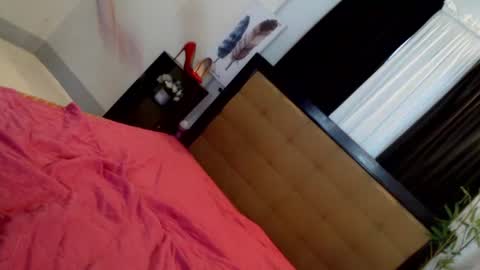 Snapshot of monstercock69_jamaica chatting on February 26, 2025, 10:09 pm Jhamaica online show from February 26, 2025, 10:09 pm