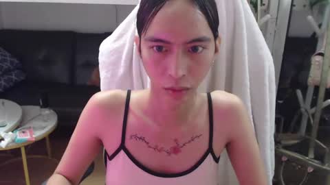 Snapshot of monstercockselfsuck chatting on December 6, 2024, 4:49 pm ELYSE A SIMPLE GIRL online show from December 6, 2024, 4:49 pm