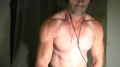 monsterdildos online show from October 21, 2025, 9:21 am