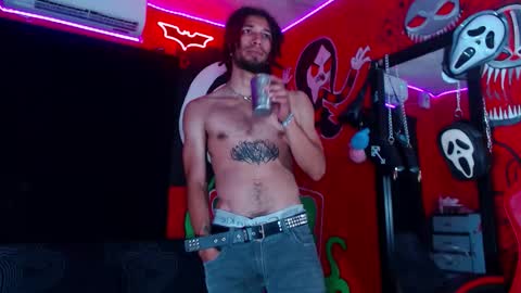 Xavier Rodriguez online show from December 2, 2025, 1:39 pm