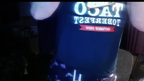 Snapshot of montana6897 chatting on January 19, 2025, 6:20 am Kingalby817 online show from January 19, 2025, 6:20 am