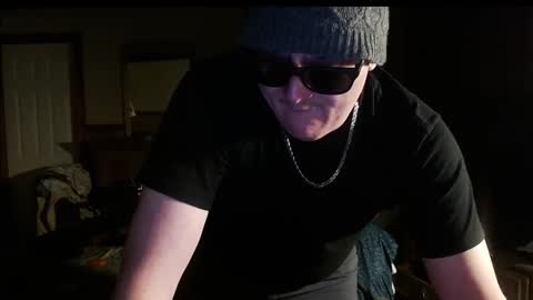 Snapshot of montana6897 chatting on January 21, 2025, 3:48 am Kingalby817 online show from January 21, 2025, 3:48 am