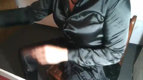 Sabrina online show from April 14, 2026, 4:57 pm