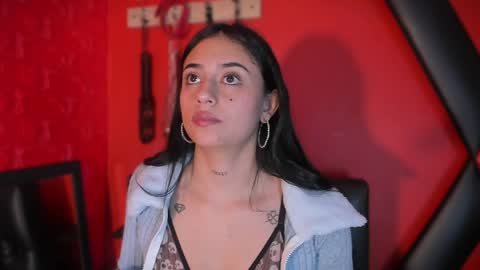 Monttserratt online show from April 8, 2026, 7:25 pm