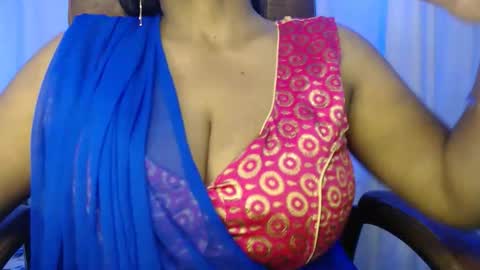 Maya online show from November 3, 2025, 2:29 pm