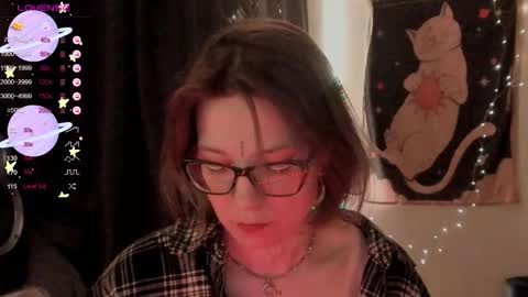 Roxy online show from February 20, 2026, 7:58 pm