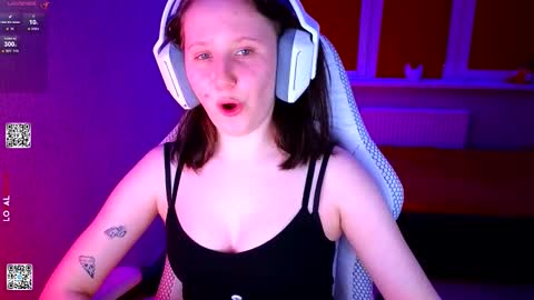 Lola online show from February 25, 2026, 3:54 pm