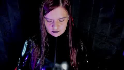 Lilith online show from December 21, 2025, 4:52 am