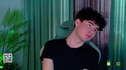 moon_gloww online show from March 29, 2026, 2:00 am