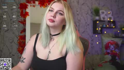 Emilia online show from October 13, 2025, 9:31 am