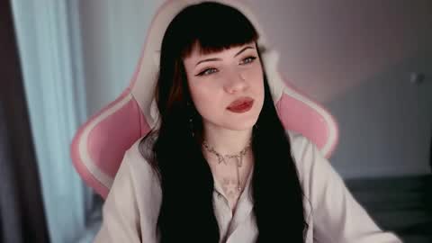  sophie  online show from June 4, 2026, 4:24 pm