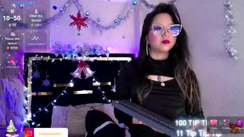 Snapshot of moon_water__ chatting on November 27, 2025, 10:06 am Moon Water online show from November 27, 2025, 10:06 am