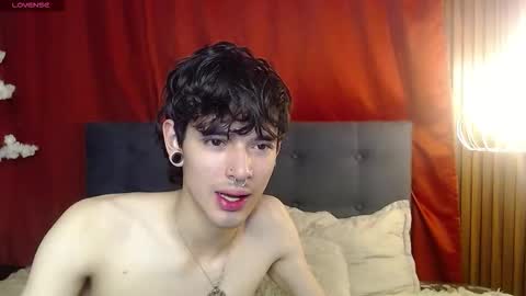 MOON AND ZUKO online show from February 24, 2026, 2:20 am