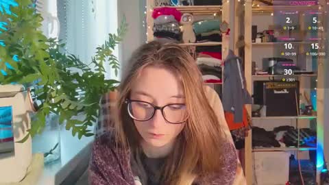 Snapshot of moonlight__lovers chatting on February 23, 2025, 1:21 pm Dana online show from February 23, 2025, 1:21 pm