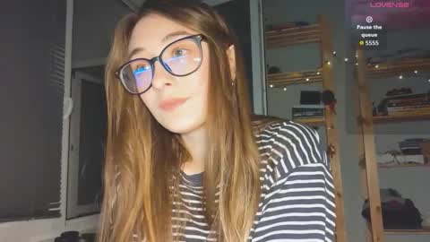 Snapshot of moonlight__lovers chatting on October 7, 2025, 7:11 pm Dana online show from October 7, 2025, 7:11 pm