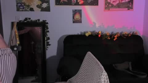 Clove online show from April 4, 2026, 5:38 am